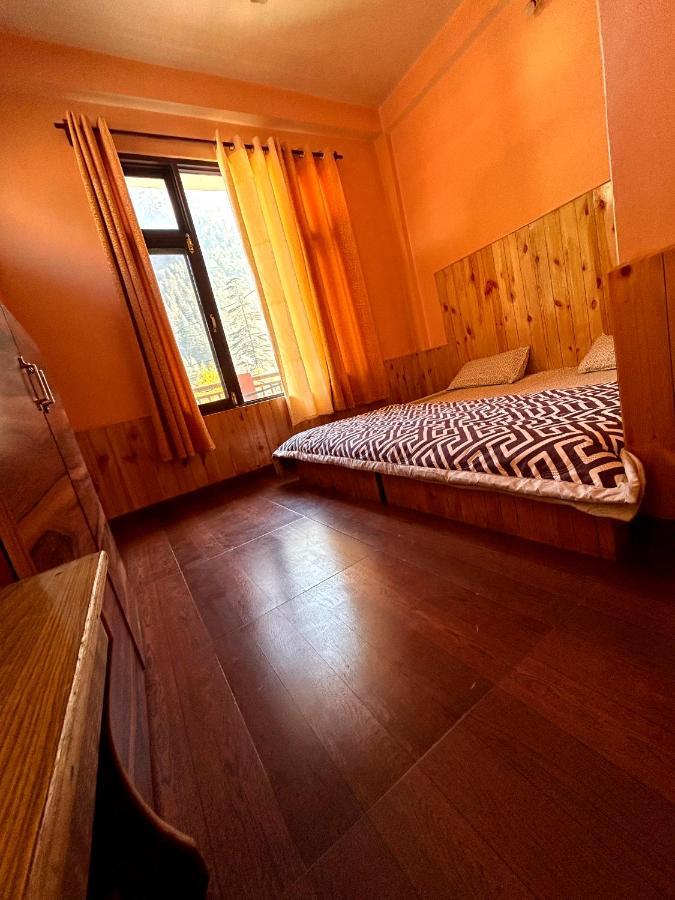 Trinity Homestay Kasol Esterno foto