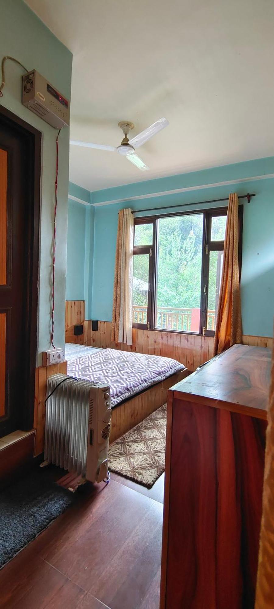 Trinity Homestay Kasol Esterno foto