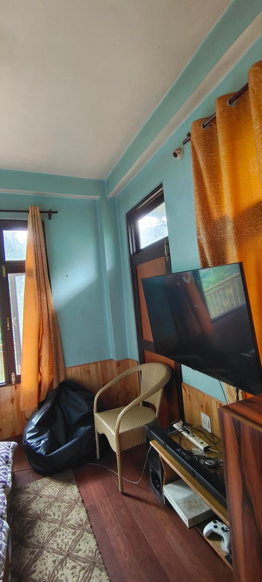 Trinity Homestay Kasol Esterno foto